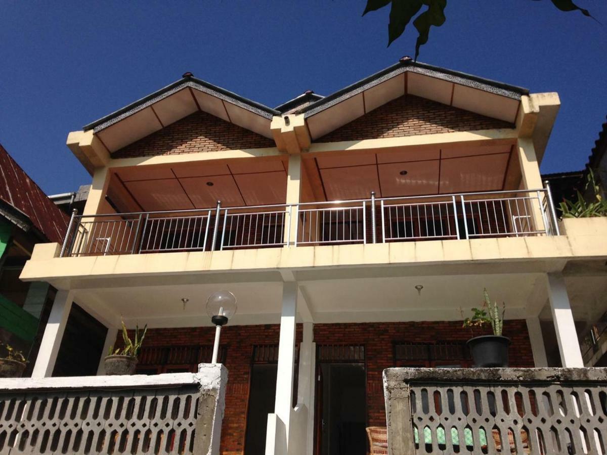 Aman'S Guesthouse Tuktuk Siadong Exterior foto